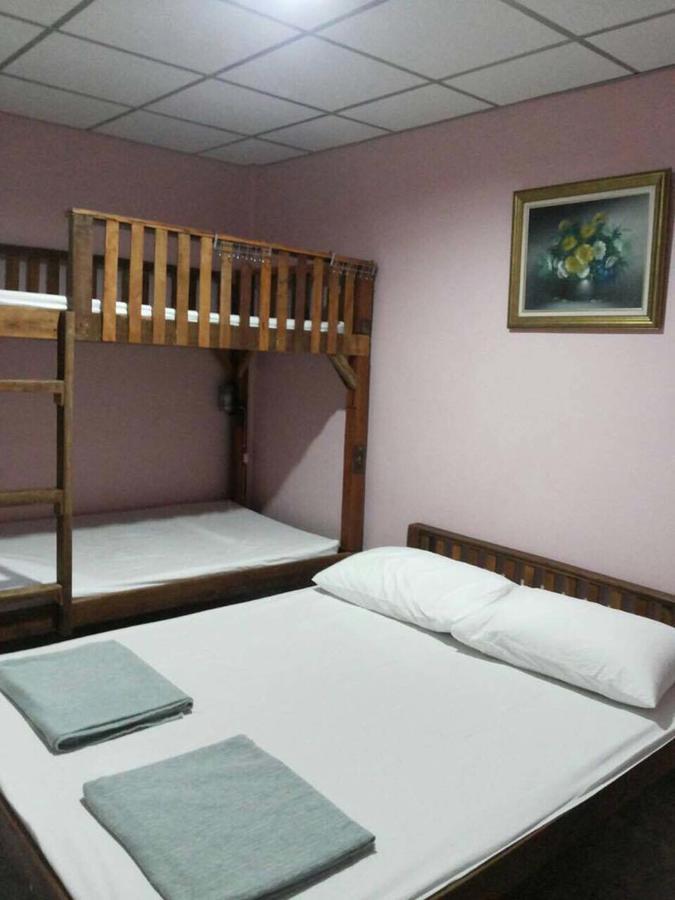 Zleep63 Hostel Bangkok Buitenkant foto