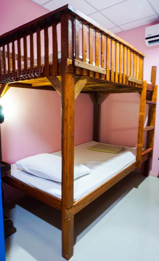 Zleep63 Hostel Bangkok Buitenkant foto