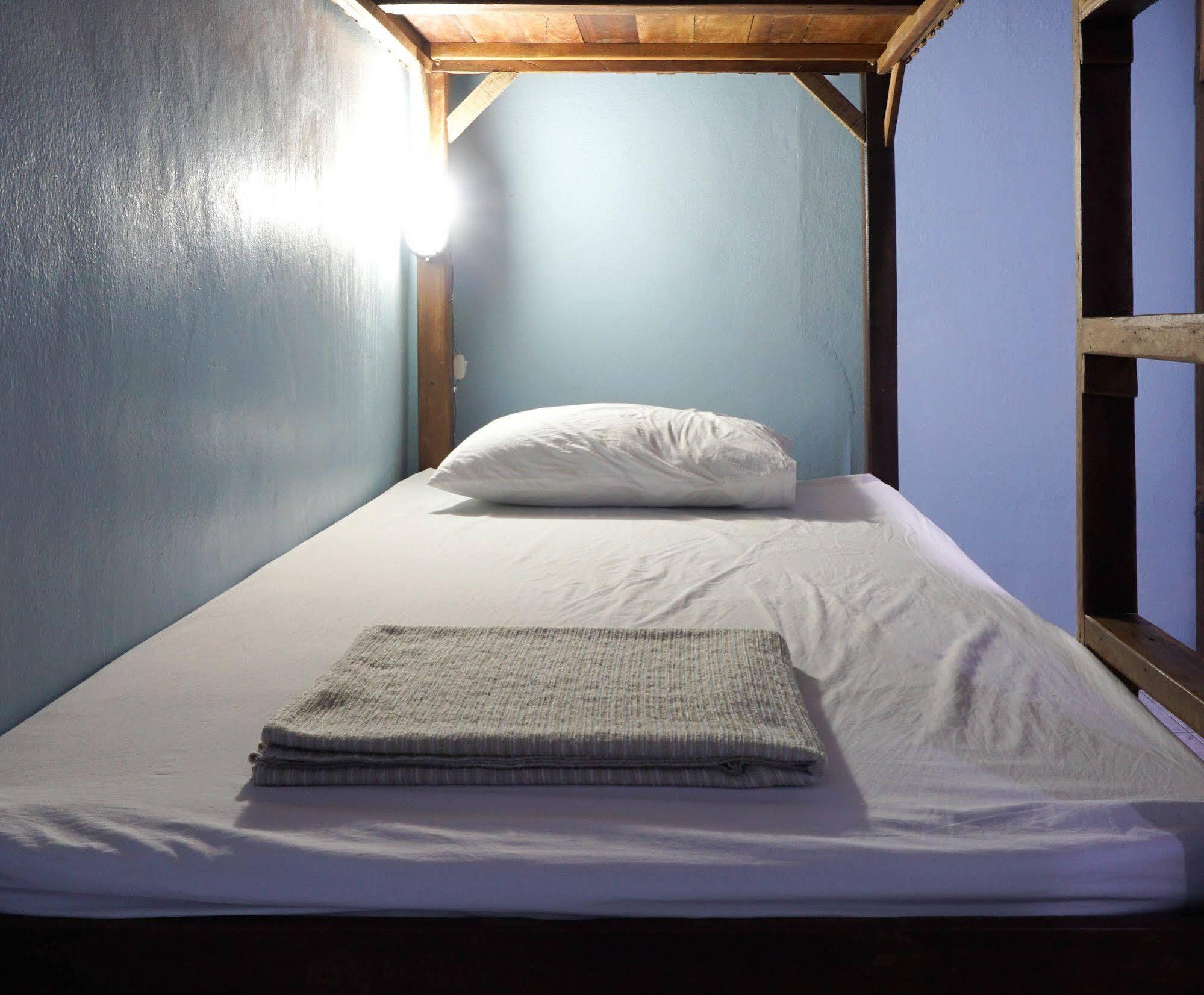 Zleep63 Hostel Bangkok Buitenkant foto